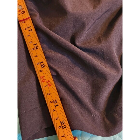 Zenergy Chico's Size 2(12) Nylon/Spandex Ruched Cropped Pants W/ZIP Pockets‎ - Picture 9 of 9